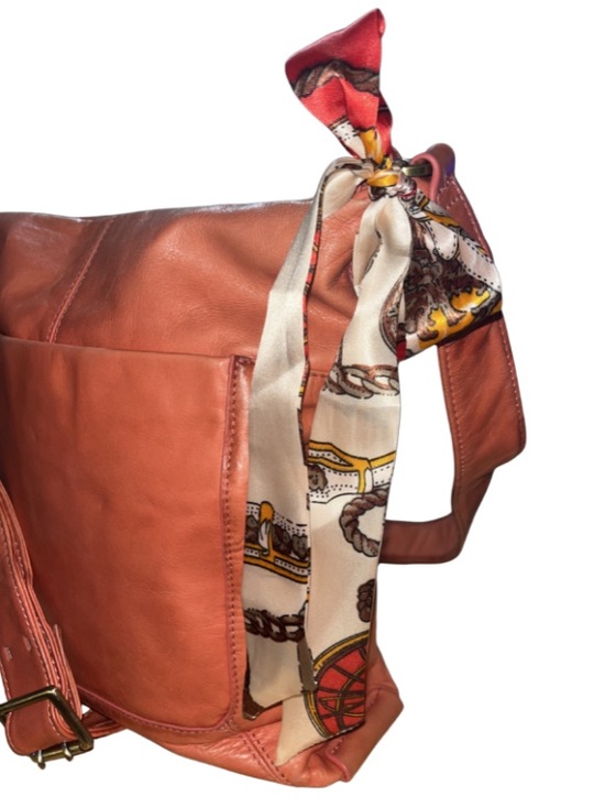 HOBO Handbags - Beautiful HOBO
“Delilah"
Coral Leather Crossbody Bag